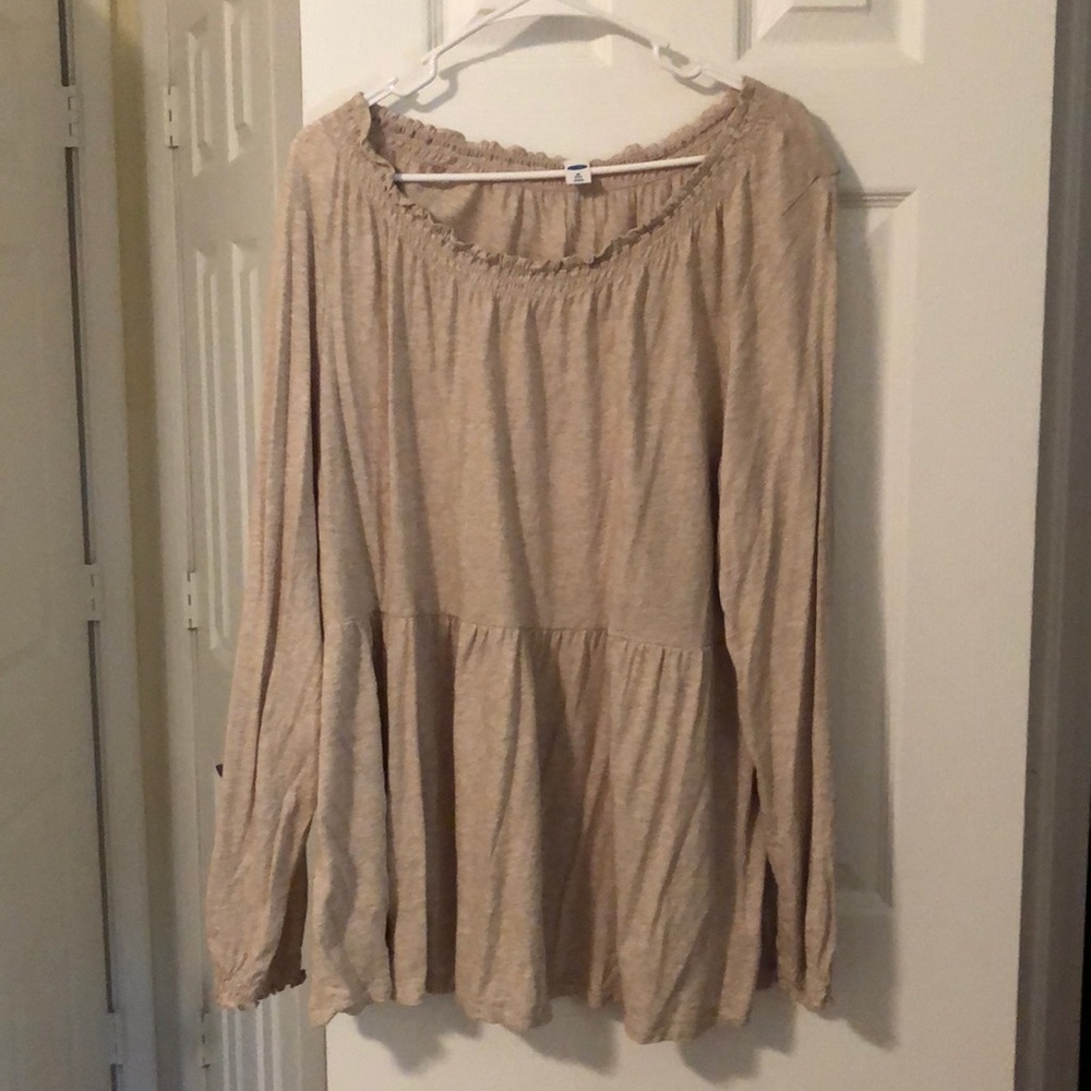 Cute ruffle top